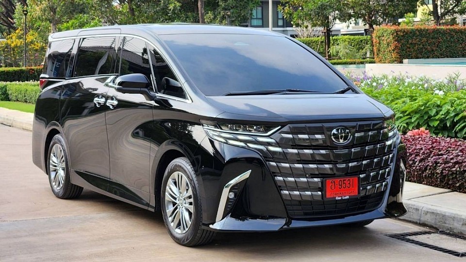 Sample pictures of Alphard VIP cars available